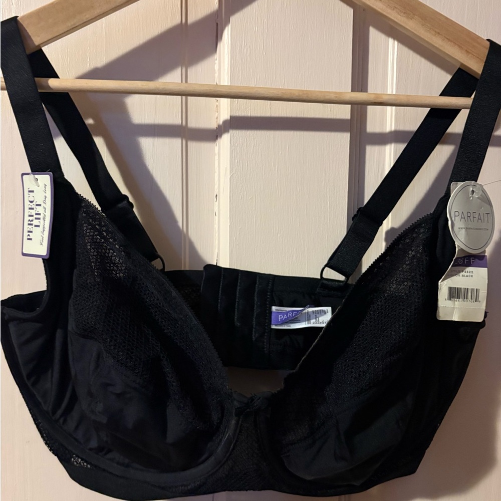 Parfait Elegant Black Lace Bra